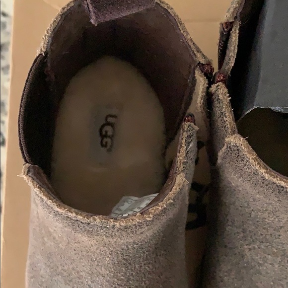 NWB TODDLER UGG BOOTS 🥾 - Picture 2 of 6